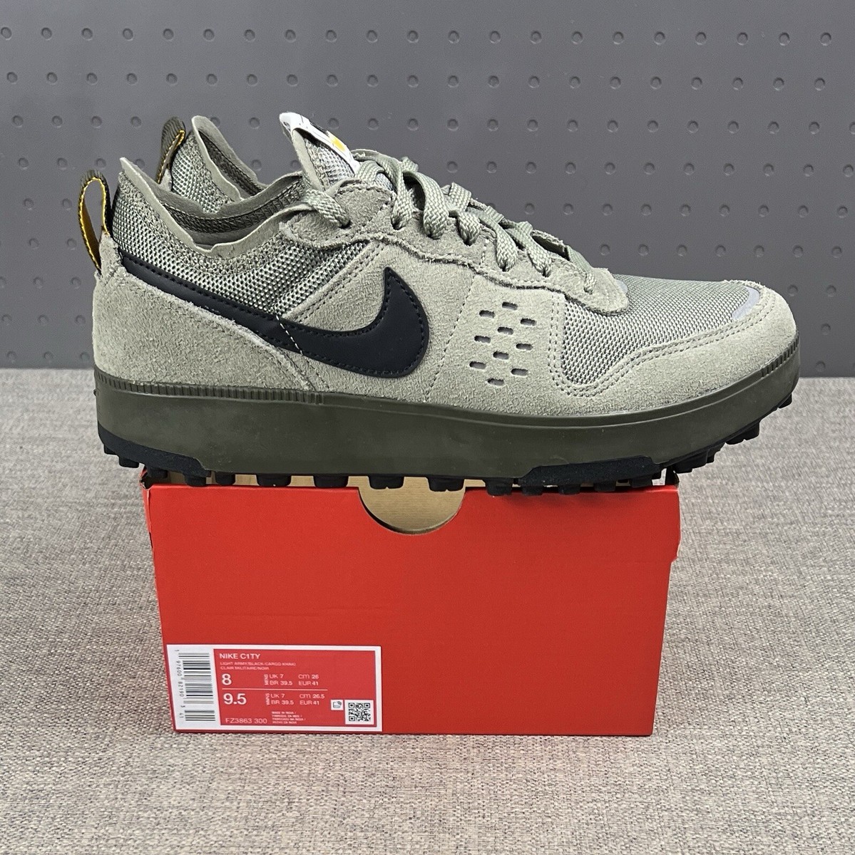 Nike C1TY Surplus Men's Army Cargo Khaki University Gold Black
