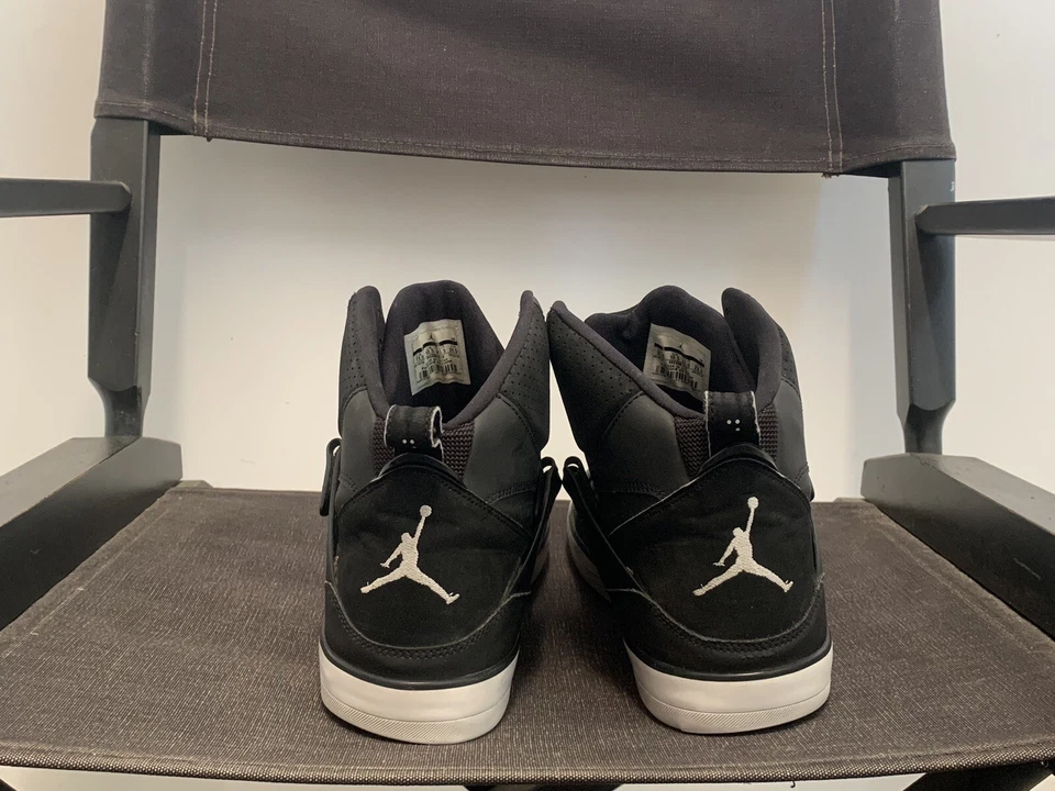 Tamanho 11.5 - Jordan Flight 45 V preto - Imagem 4 de 4