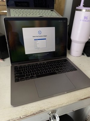 Apple MacBook Pro Core i5 1.4 13in  Touch/2019 128GB 8GB RAM