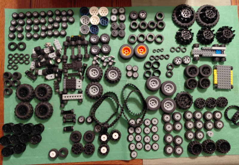 LEGO Wheels Tires Treads Lot  Bulk Mixed Sizes Technic 200+