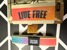 ZOX  LIVE FREE 886  SIZE MEDIUM NEW NEVER WORN UNREDEEMED