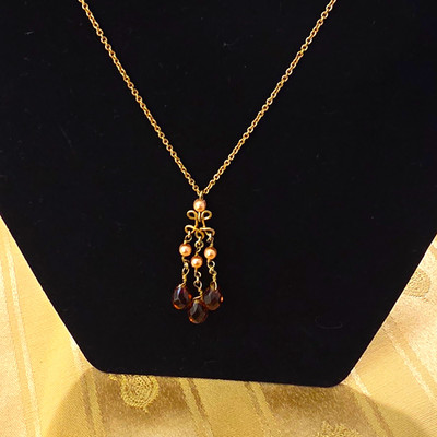 Vintage Nina Ricci Avon Amber Glass Pearl Tassel Chandelier Pendant Necklace NR