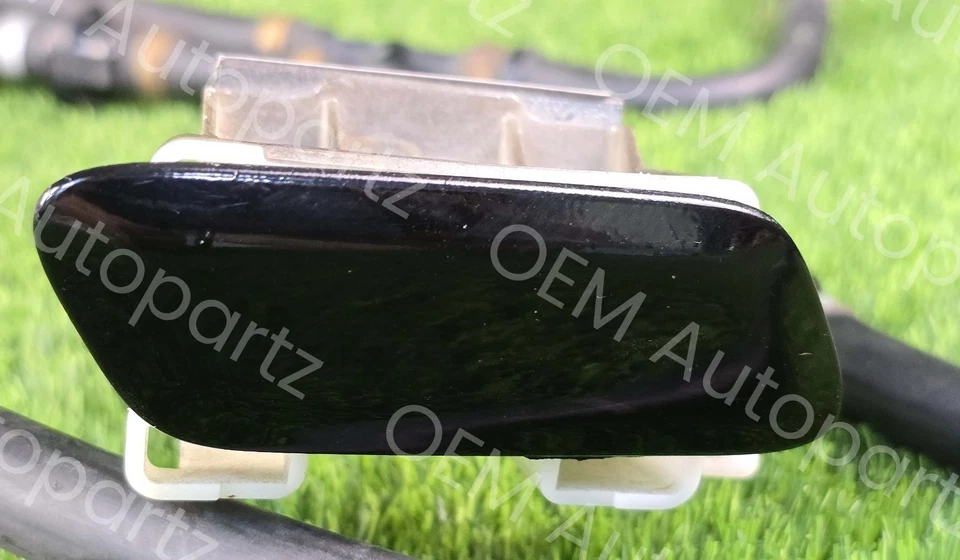 Par de arruelas de farol Lexus LS460 LS460L LS600HL 2010-2012 85208-50060 - Imagem 3 de 4