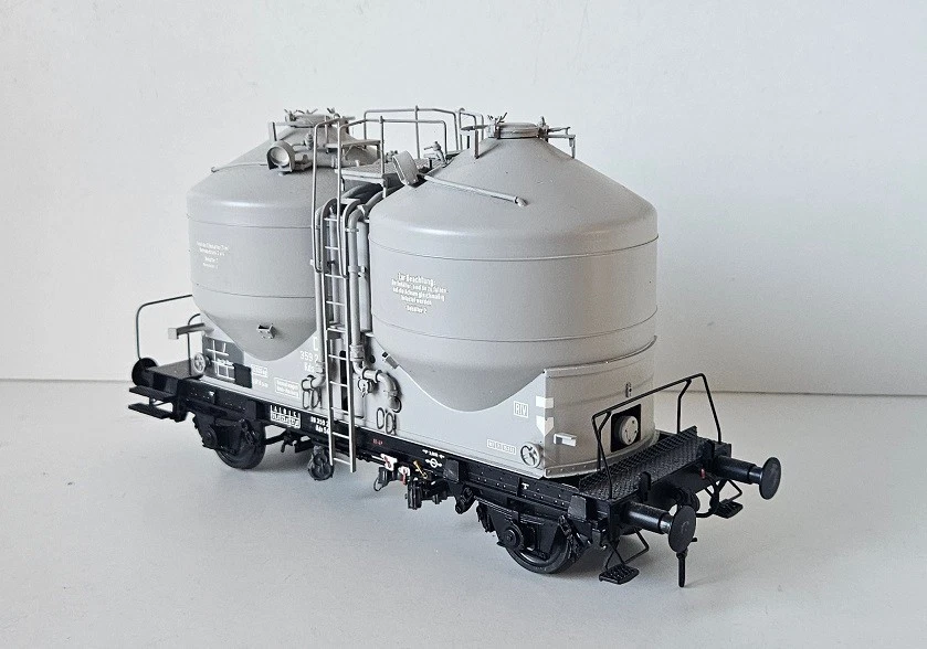 Kiss Staubsilowagen DB mit Bremserbühne , Spur 0 2-Leiter DC, Messing - Bild 2 von 4