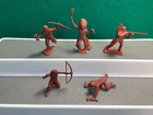VINTAGE MARX FORT APACHE 60MM INDIAN FIGURES IN REDISH BROWN