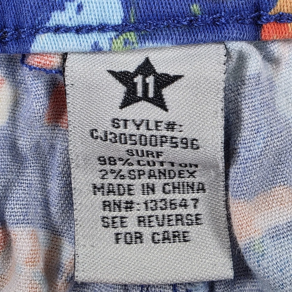 Celebrity Pink Shorts Womens 11 Butterfly Print Stretch Summer Casual - Image 4 of 4