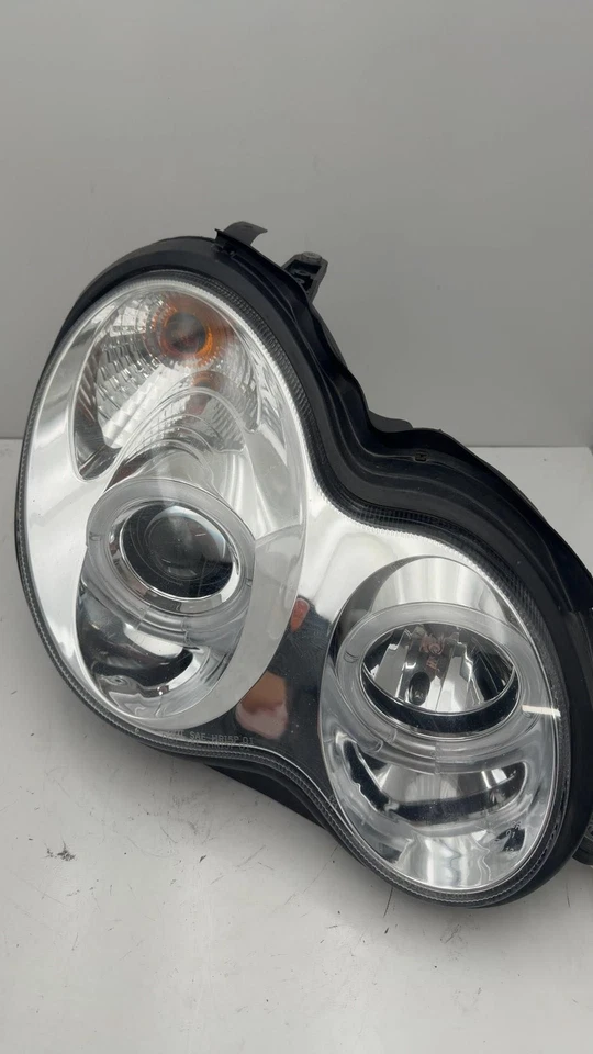 01 02 MERCEDES C-CLASS Headlamp Assembly Mercedes-Benz Right - Image 2 of 4