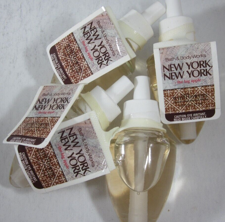 4 Bath & Body Works Wallflower Refill Bulb New York The Big Apple Scent