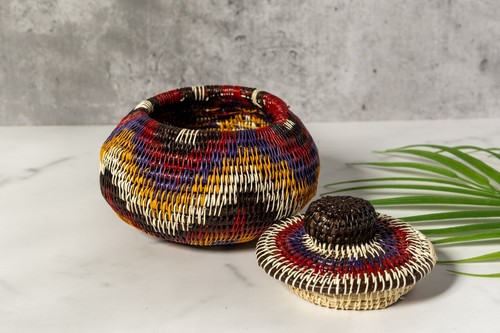 Red White And Gold Star Woven Basket - Picture 11 of 15
