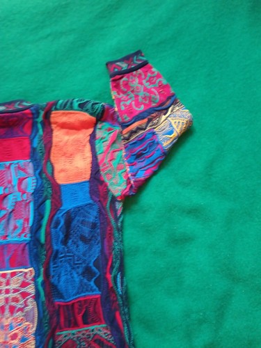 Vintage Coogi Strickjacke 3D Struktur Grobstrick Mehrfarbig Strick Pullover Gr. M - Bild 14 von 16