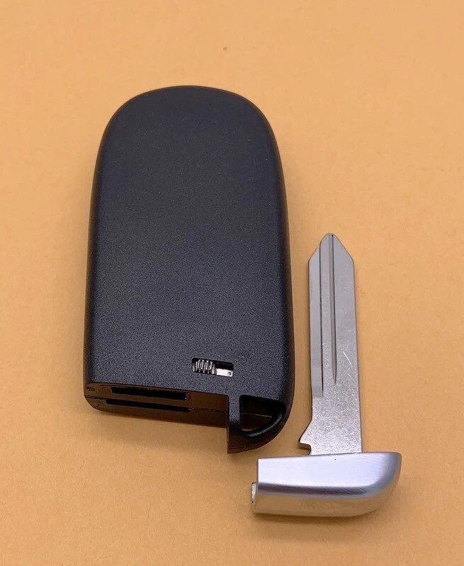 NEW W/ OEM CIRCUIT  2013-2018 RAM 3500 SMART KEY PROXIMITY REMOTE FOB 56046956 - Image 3 of 4