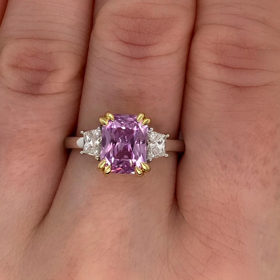 Lab Grown 18K Multi Gold Radiant Cut Purple Pink Sapphire Diamond Ring 3.70 Ct - Image 4 of 4