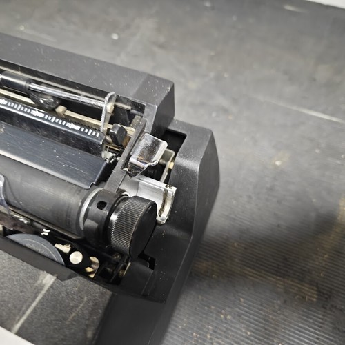 Mercedes 8500 Machine à Écrire - Vintage, non Testé, Pièces/Réparation - Imagen 7 de 11