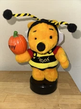 Disney Store Winnie The Pooh Halloween Bee Costume Light Up Pumpkin Hunny Plush