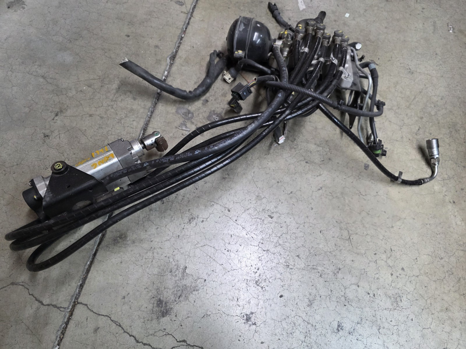 LAMBORGHINI MURCIELAGO LP640 E-GEAR ACTUATOR VALVE UNIT COMPLETE OEM 086325181C