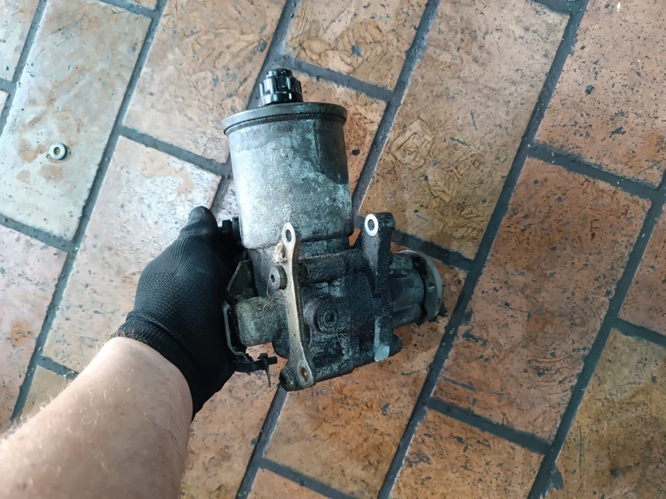 Mercedes-Benz Servopumpe 1244600280 W124 S124 C124 Servolenkung Servo ZF - Bild 3 von 4