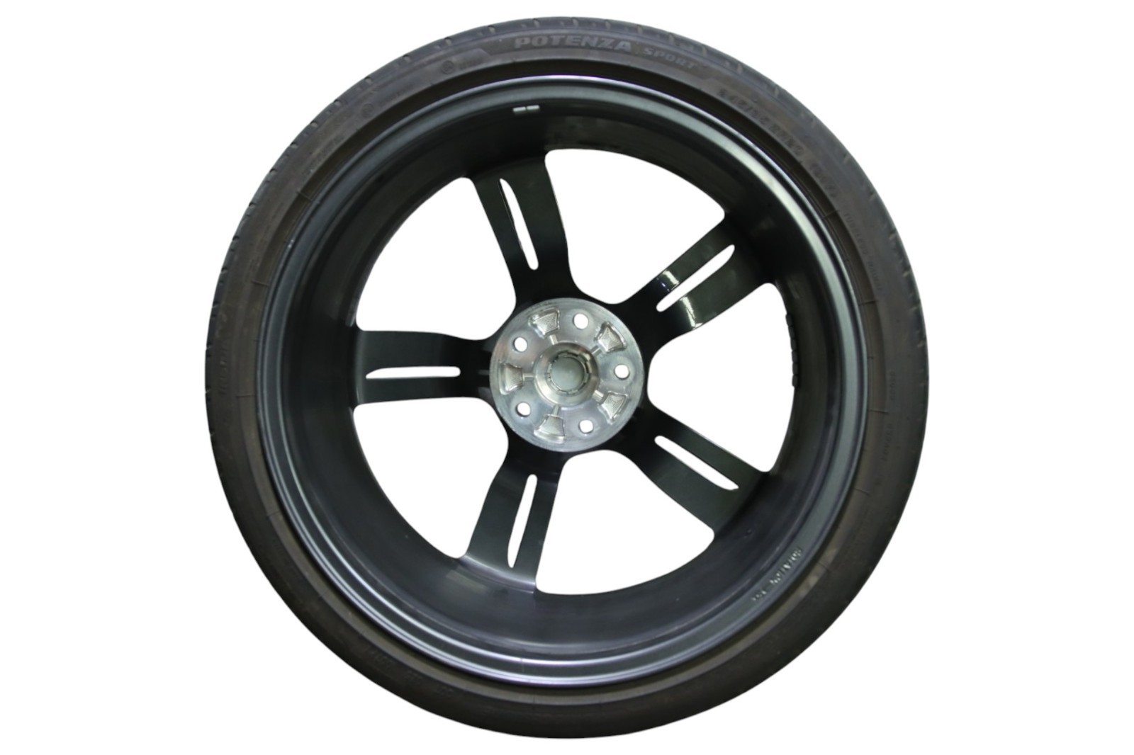 Ferrari 296 GT3 2022-2025 Front Left Wheel