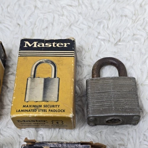 Vintage Master Lock Lot of 4 Milwaukee Steel Padlock Missing Two Keys Boxes image 3