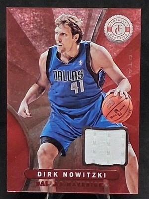 2012-13 Panini Totally Certified Dirk Nowitzki Red Memorabilia Jersey Patch