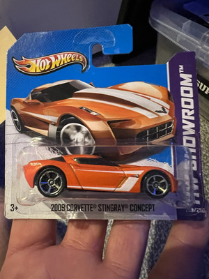 Hot Wheels HW Showroom 2009 Corvette Stingray Concept Orange 2012