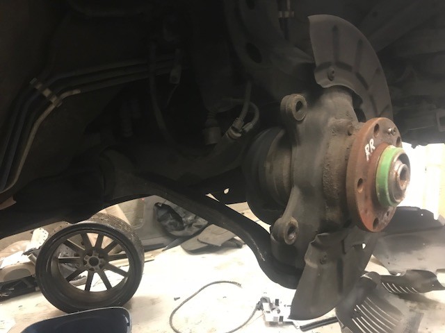 04-12 BENTLEY CONTINENTAL GT FLYING SPUR COMPLETE RIGHT FRONT SUSPENSION KNUCKLE