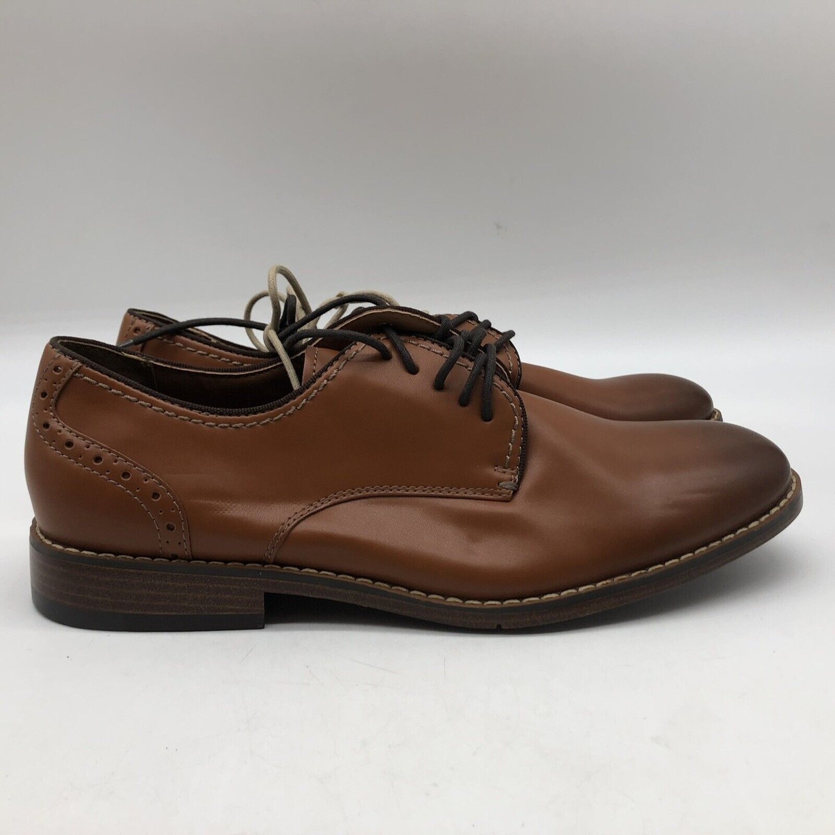 Crown & Ivy Men display picture 1
