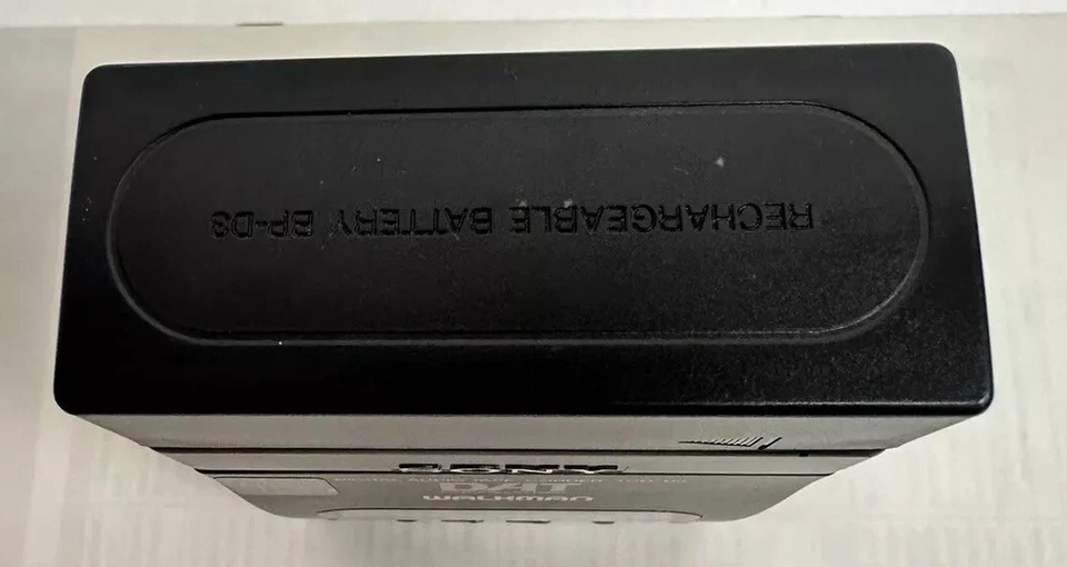 Sony TCD-D3 Portable DAT Recorder Digital Tape Japan Read! - Image 3 of 4