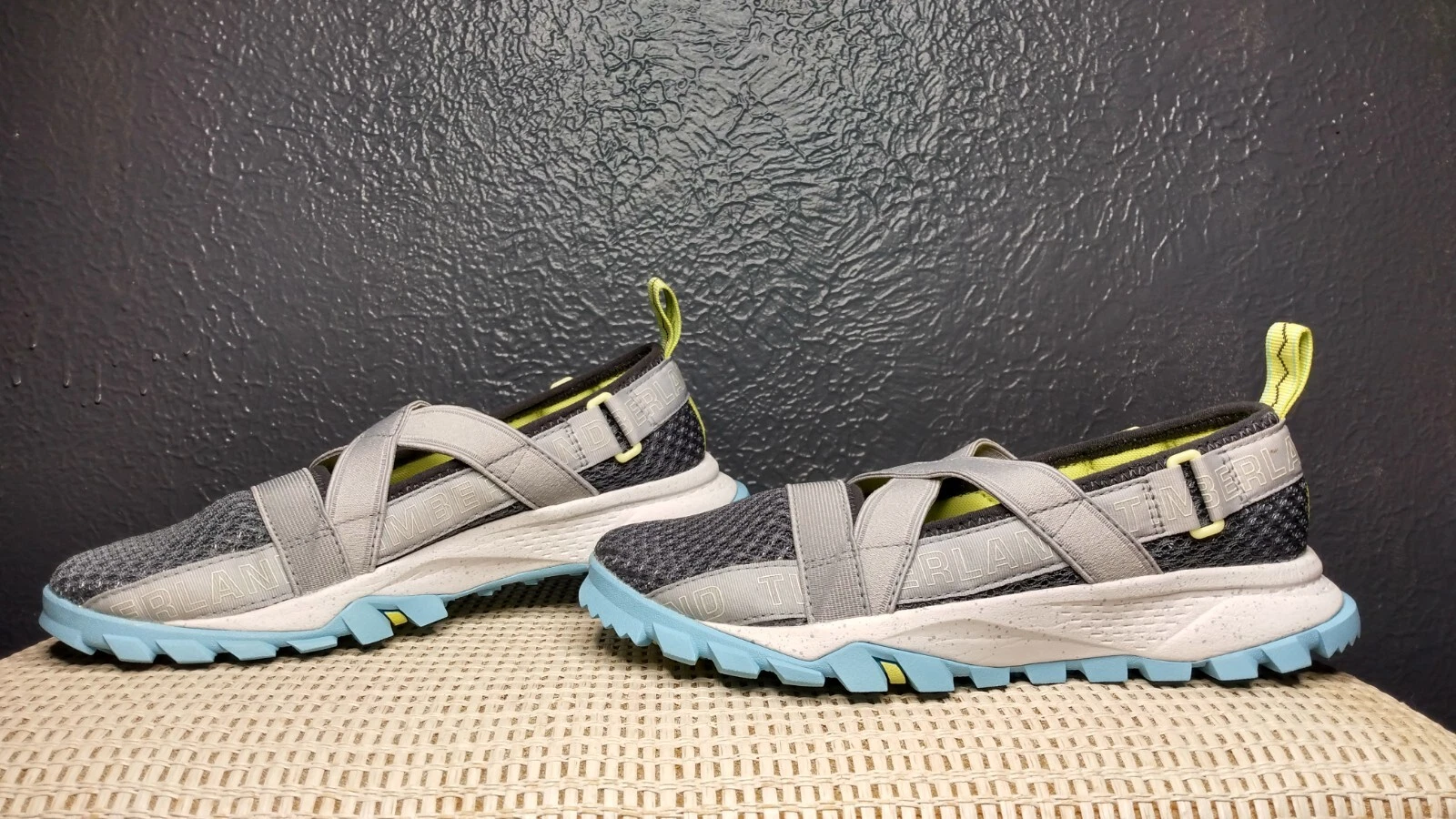 Sandali slip on da donna Timberland taglia USA 6 guarnigione Trail grigio turchese