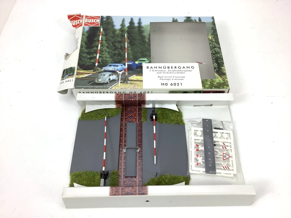Busch H0 6021 Landschaftsbau Bahnübergang 1:87