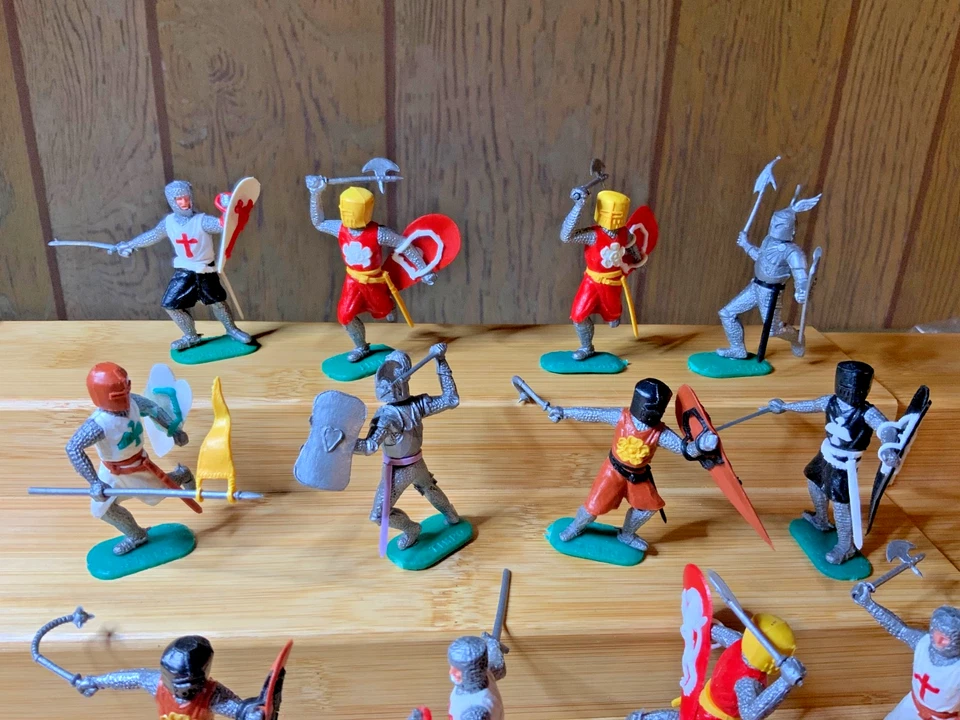 Timpo toy soldiers Knights, set of 12 , Vintage 1960's, 70's - Image 3 of 4