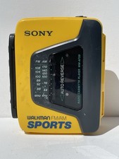 vintage Sony Walkman Sports cassette player WM-AF59 Radio Works Tape Does NOT