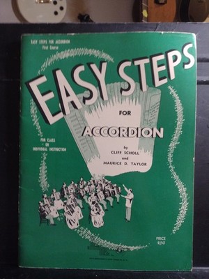 EASY STEPS FOR ACCORDION Beginning Accordion First Steps Book Good Condition 