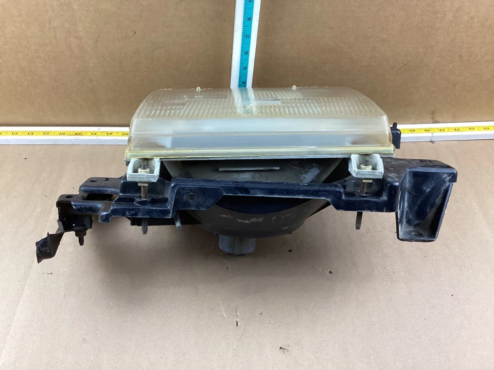 Faro lateral izquierdo Ford Bronco F150-F250-F350 1987-1991 E7TB-13006-AB OEM Foto 4 de 4