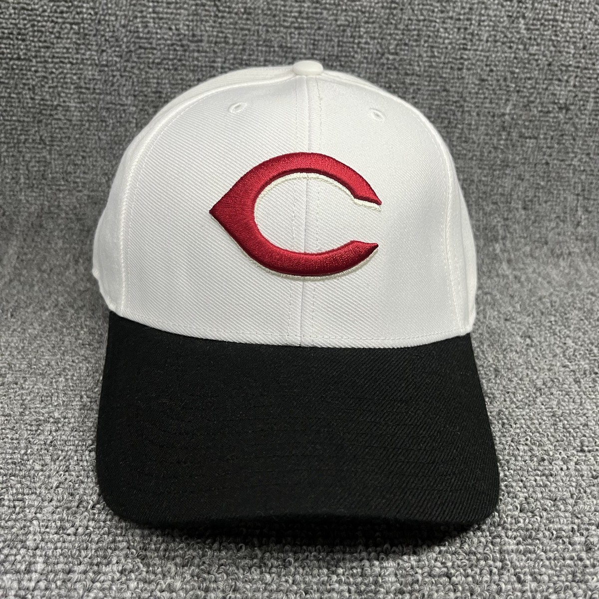 Cincinnati Reds MLB Baseball Cap White Crown Black Brim Adjustable Hat