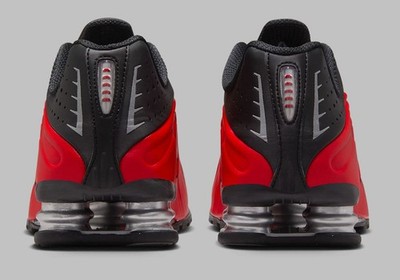 Nike Shox R4 University Red Black Metallic Silver Mens Sports