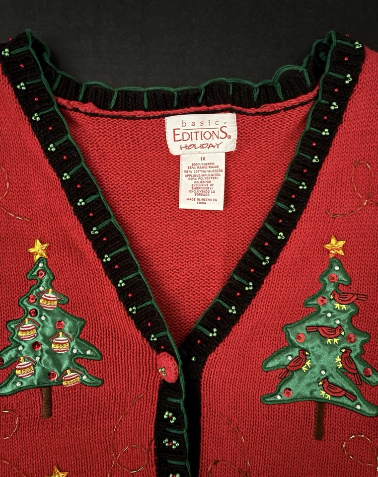 Basic Editions Christmas/Holiday Button Front Vest Size 1X Red Christmas Tree - Image 3 of 4
