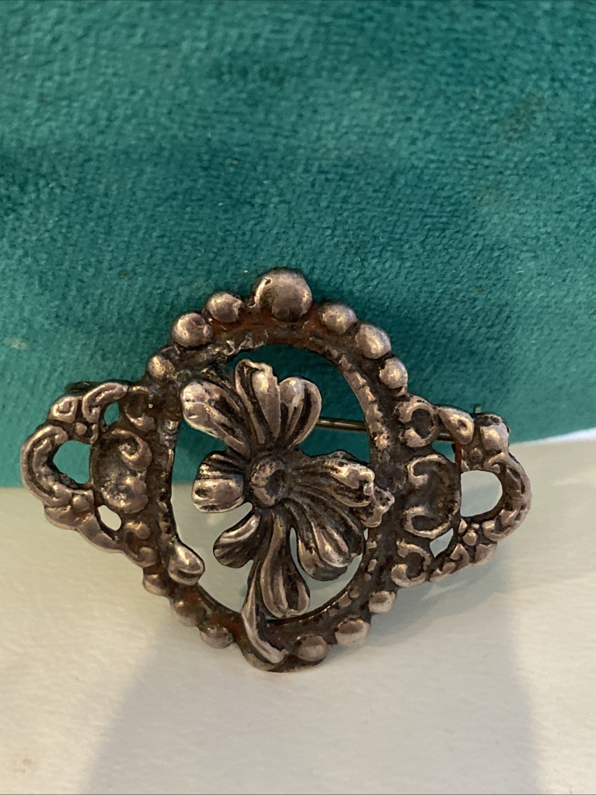 Vintage Estate 1930’s Floral Silvertone Brooch - image 2
