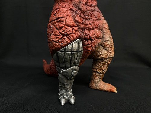 Ultraseven Pandon Art Statue 双頭怪獣パンドン完成品 WF Japan Limited 100% Authentic - Picture 11 of 12