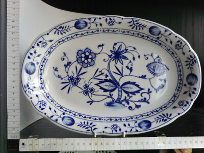 Platte, oval, 32 cm.,  Romantika Zwiebelmuster, Triptis-Porzellan, NEU