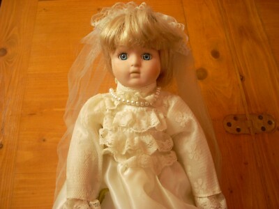 Bambole Di Porcellana Artigianali BAMBOLA DI PORCELLANA SPOSA VINTAGE*