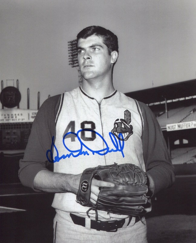SAM MCDOWELL Cleveland Indians 1961-71 Signed B&W 8x10 (c) Photo COA