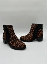 NWOB Crown Vintage Shoes Cheetah Print Maiy Bootie Size 6M