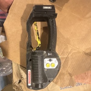 FROMM P328 Battery Powered Handheld Strapping Tool, tool only