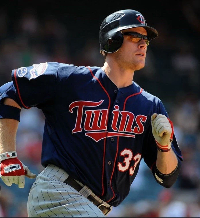 Topps 24 Justin Morneau Auto + Relíquia /10 (#1!) Inserção de rubi correspondência de cores 3 cores! - Imagem 2 de 3