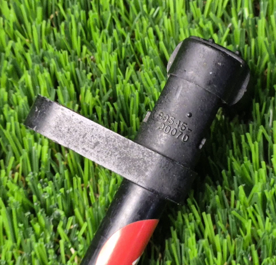 Sensor de velocidad de rueda ABS trasero derecho Lexus IS250, LS460, LS600H 89545-30070 OEM Foto 2 de 4