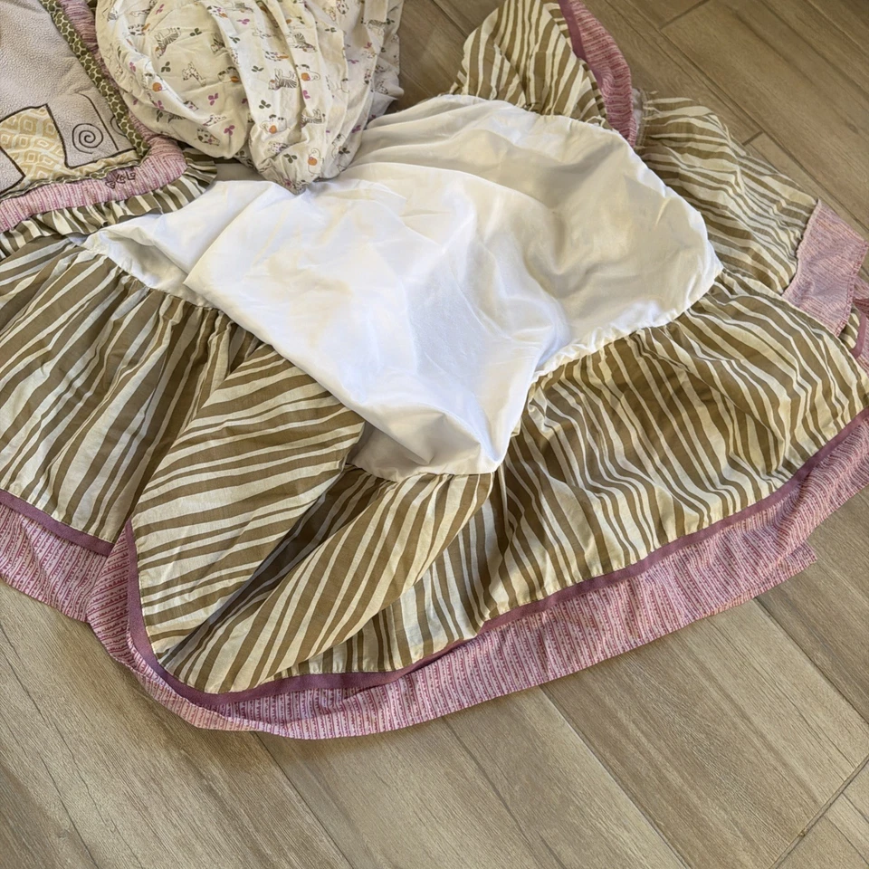 CoCaLo Baby Jacana Crib Set; Unisex 7piece Set - Baby Girls Set - Image 4 of 4