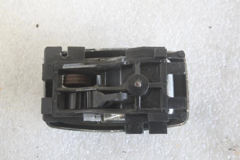 1980 1981 1982 1983 1984 1985 1986 Ford Mustang manija de puerta interior derecha Foto 2 de 4