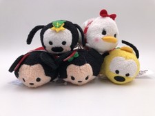 Disney Store: Christmas Tsum Tsum: Set of 5: Mickey and Friends K4 