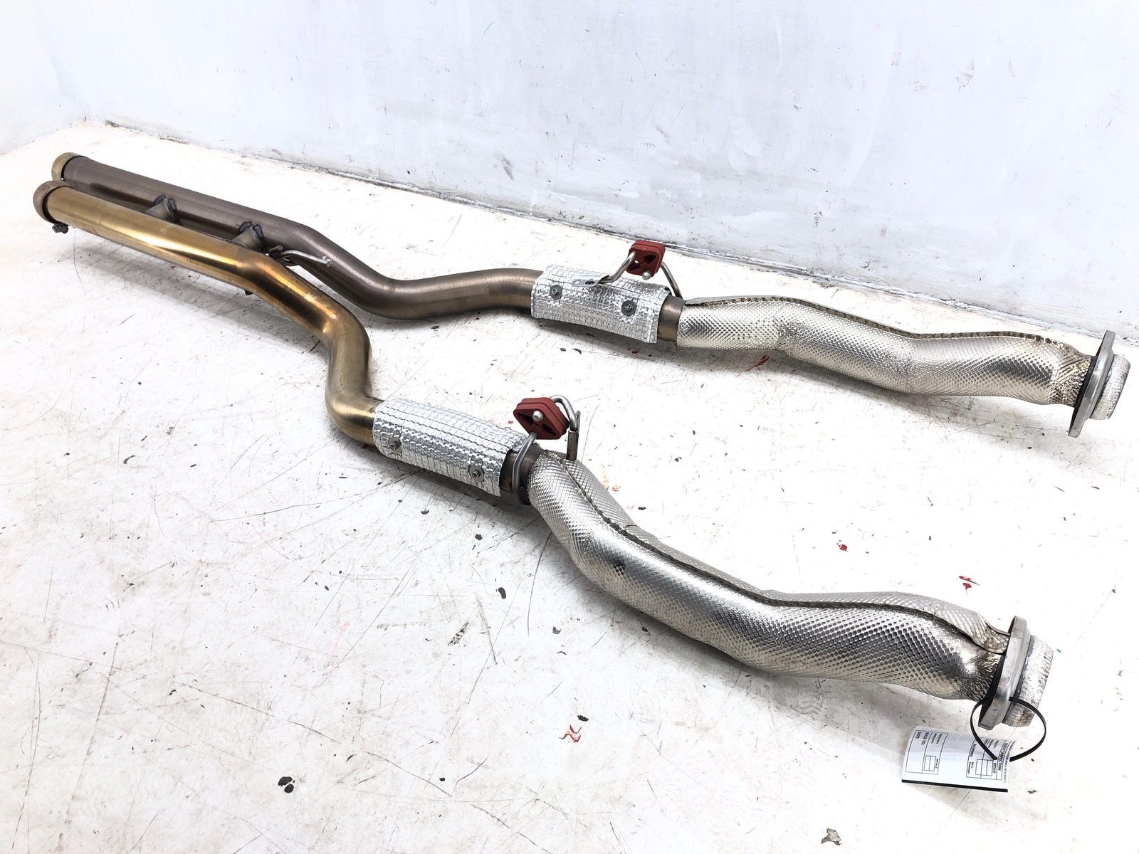 2019-2023 ASTON MARTIN VANTAGE 4.0L EXHAUST CENTER INTERMEDIATE PIPE OEM