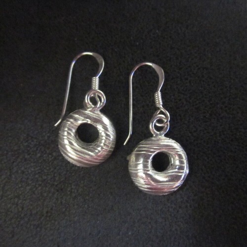 Fine Silver Earrings Sterling 925 Cute Hoops Ring Donut Women Fashions Dangles - Picture 2 of 7